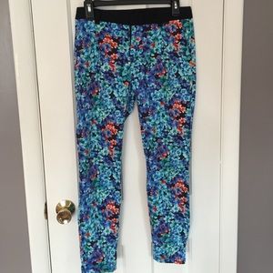 Floral capris