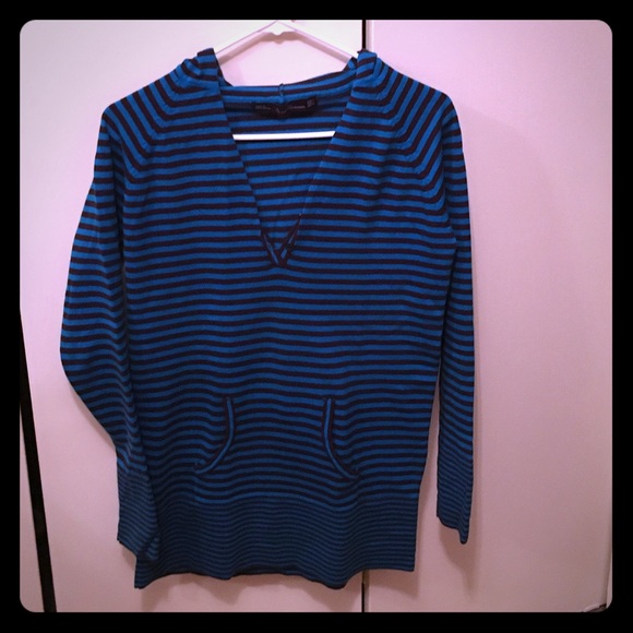 Cute Zara turquoise and brown striped sweater!