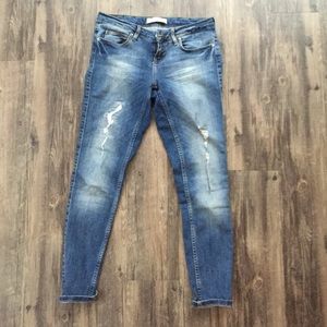 Zara Ripped Skinny jeans