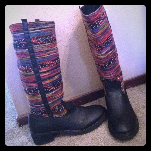 Like New Sbicca boots size 10