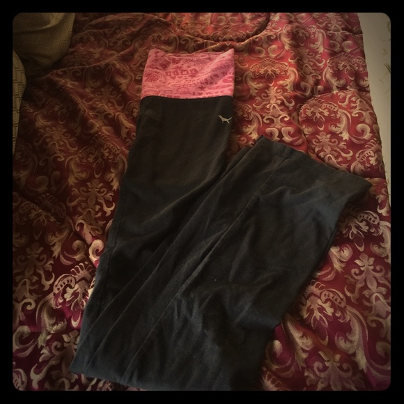Victoria's Secret Yoga Pants ($5 TODAY ONLY)