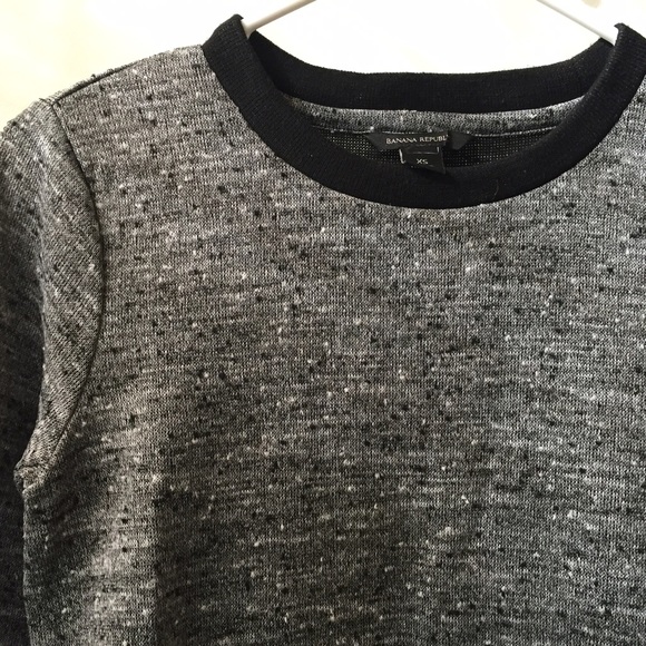 Banana Republic Gray Speckle Sweater - Picture 2 of 3