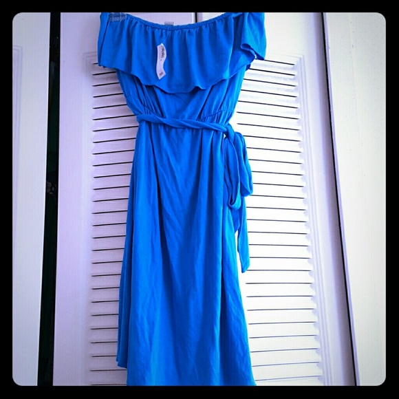 NWT Old Navy tube dress with ruffle top