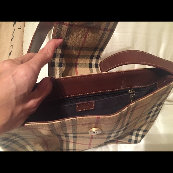 Burburry Brit Medium Check Handbag - Picture 3 of 3