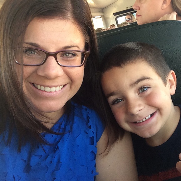 Meet your Posher, Jodi - Picture 1 of 1