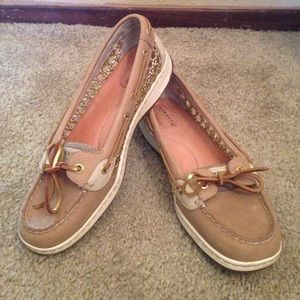 Tan and gold Sperry's 9.5 UNIQUE