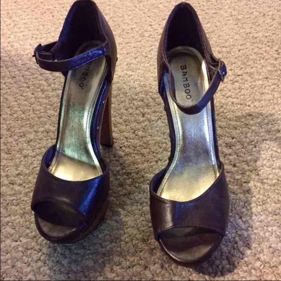 Brown leather sandal