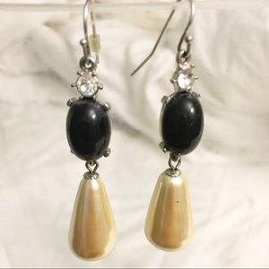 Holiday drop earrings