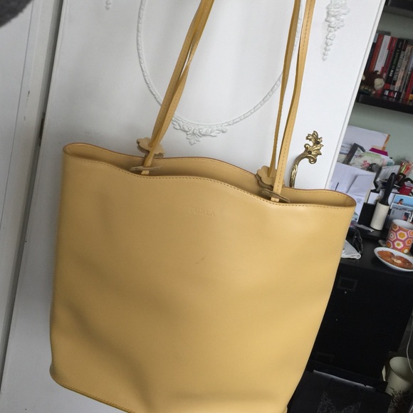 Authentic Furla handbag - Picture 4 of 4