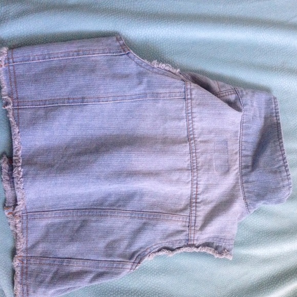 Jean Vest - Picture 2 of 2