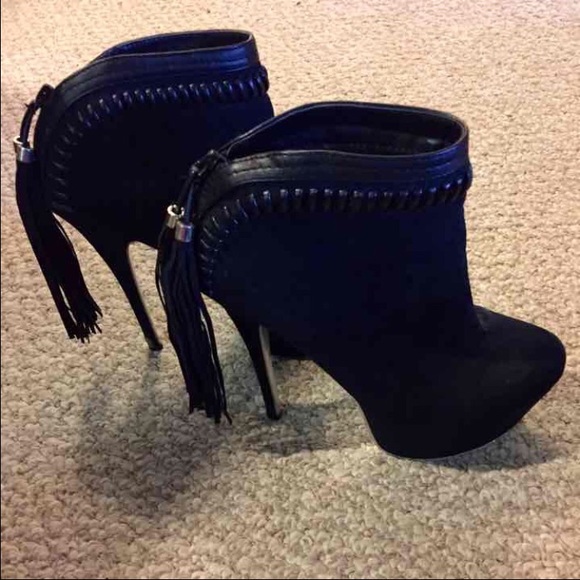 Bootie - Picture 4 of 4