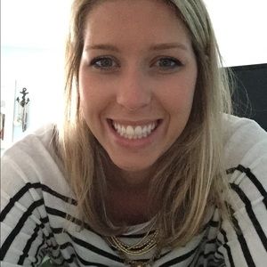 Meet your Posher, Laurie