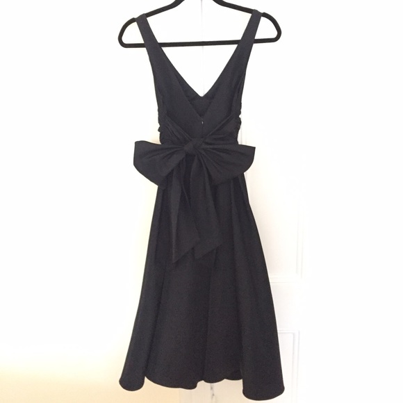 Nicole Miller Collection Tea Length Dress - Picture 2 of 4