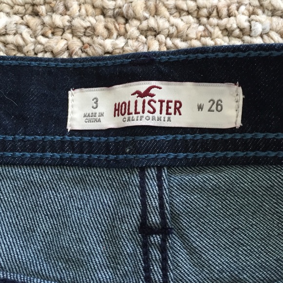 Shorts - Picture 2 of 3