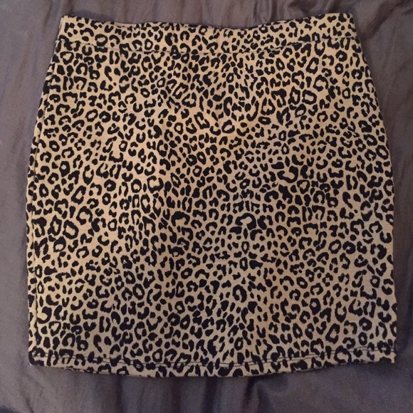 Cheetah Print Bodycon Skirt