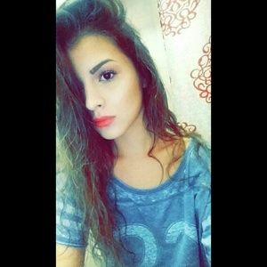 Meet your Posher, Kathia