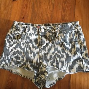 High wastes cheeckster shorts
