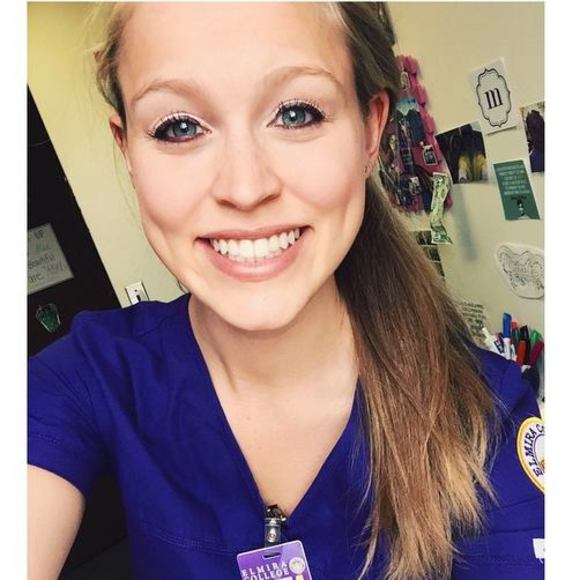 Meet your Posher, Michaela - Picture 1 of 1