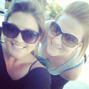 Meet your Posher, Kimberly