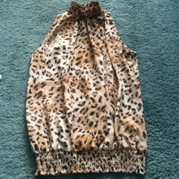 Cheetah turtle neck