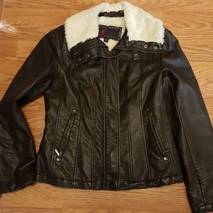 Awesome Almost Leather Coat/Jacket Size Medium