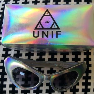 UNIF The Shadys holographic