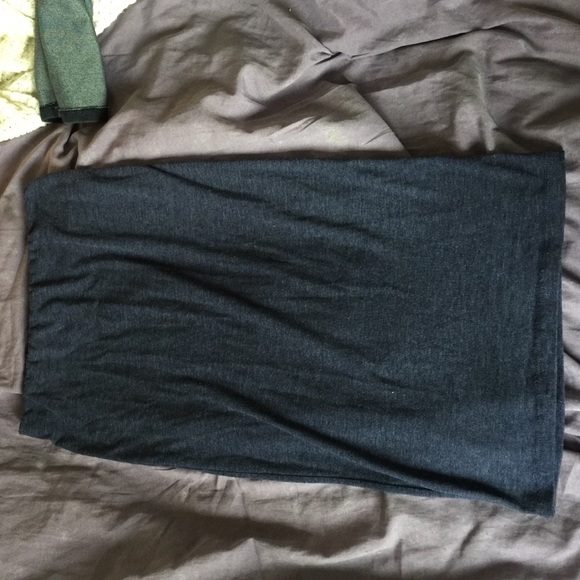 NEVER WORN! Forever 21 Pencil Skirt - Picture 1 of 2