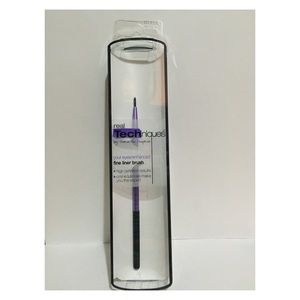Real Techniques Brush