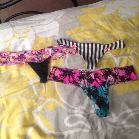 Victoria secret / pink thongs