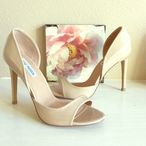 Steve Madden classy heels!
