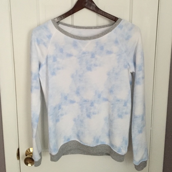 Cloud print sweatshirt