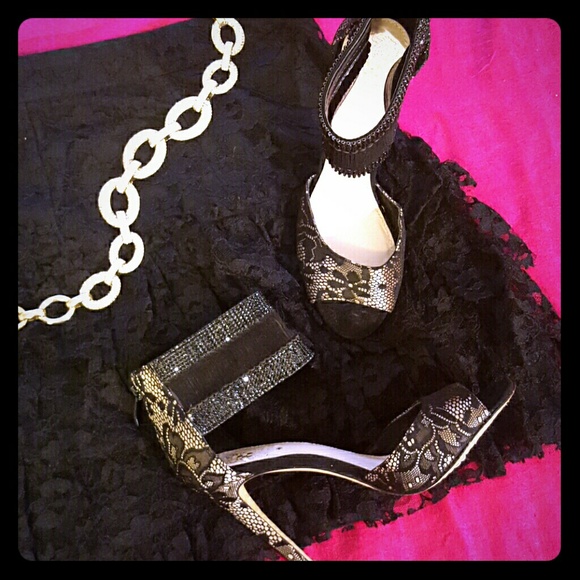 Vince Camuto Lace & Crystal Heels. Size 10