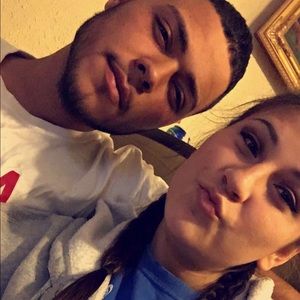 Meet your Posher, Aurelia