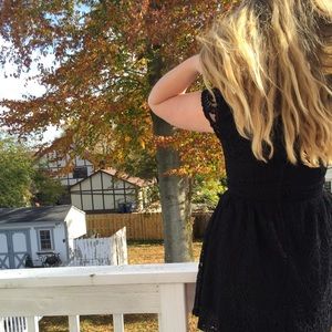 Meet your Posher, Caitlin