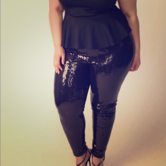 Black sequence leggings