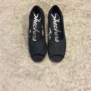 Skechers peep-toe wedge