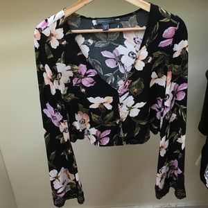 Kendall & Kylie Bell Sleeve Long sleeve