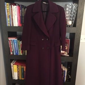 Classic  Burberry Burgundy Trench Coat