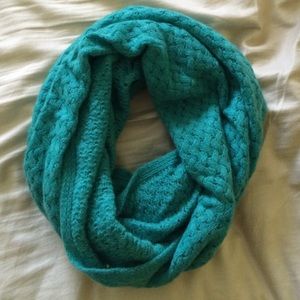 Cashmere infinity scarf