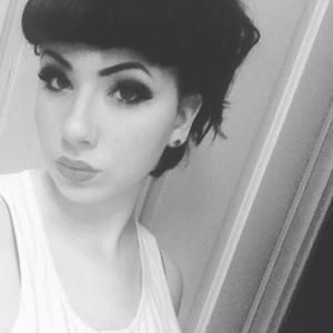 Meet your Posher, Brianna