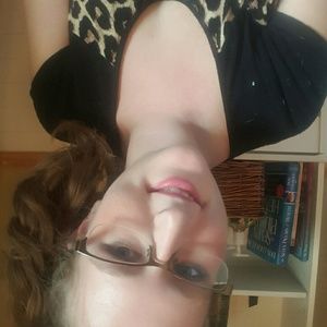 Meet your Posher, Courtney