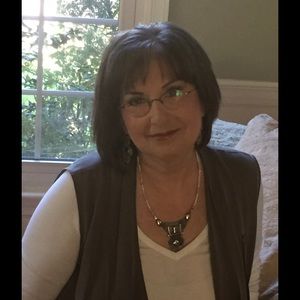 Meet your Posher, Betsy