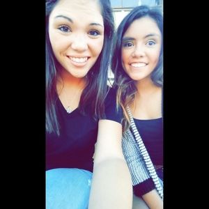 Meet your Posher, Olivia