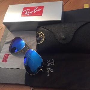 AUTHENTIC blue mirrored Ray Ban sunglasses