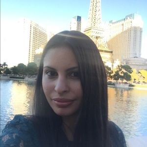 Meet your Posher, Victoria