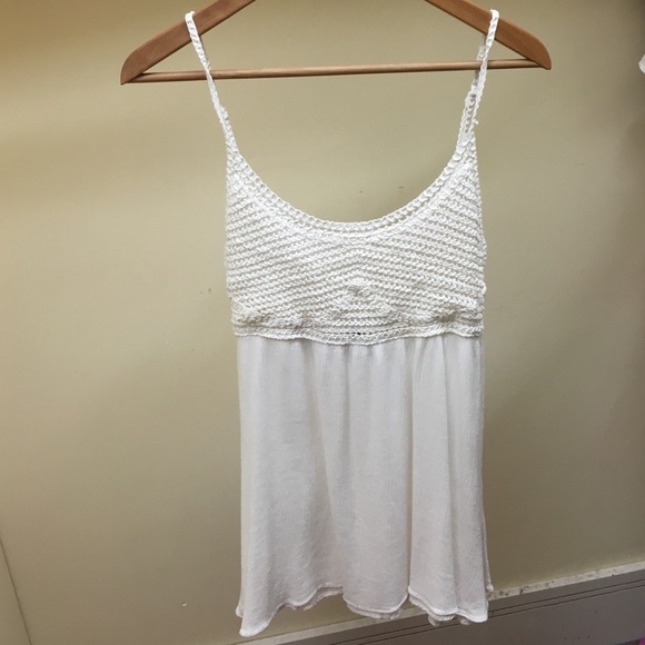 ⚠️SOLD⚠️LF White Crochet Dress