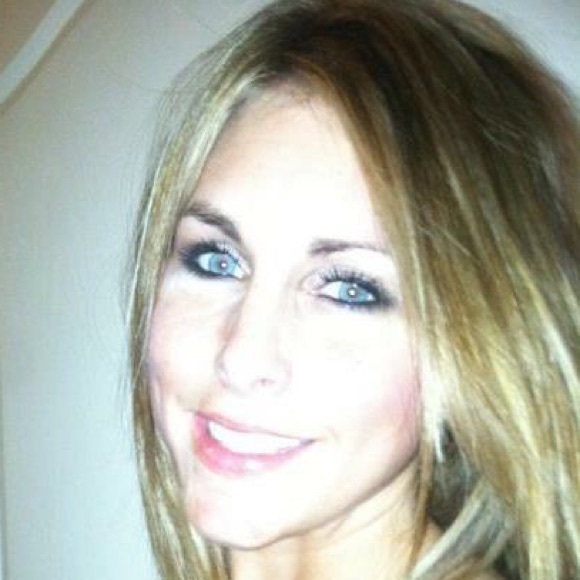 Meet your Posher, Rachelle - Picture 2 of 2