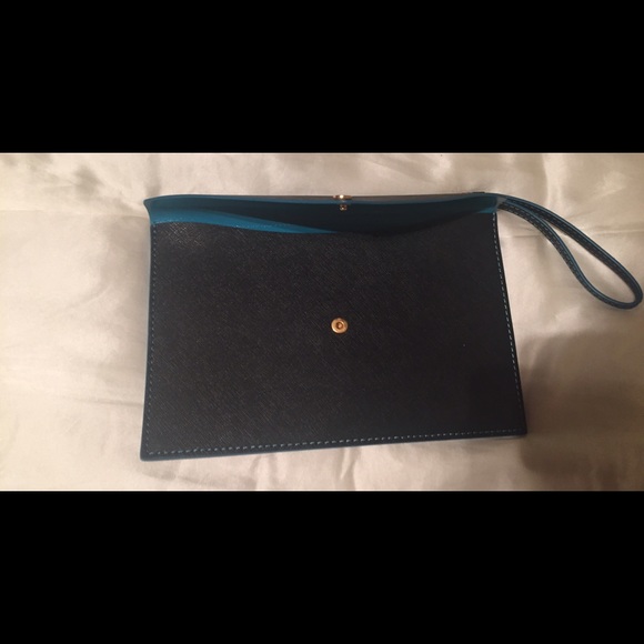Marc by Marc Jacobs Clutch - Picture 2 of 3