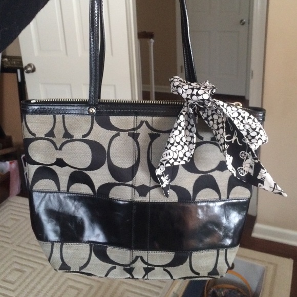 Black coach purse