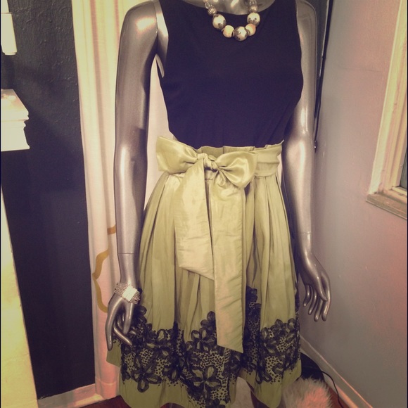 Black & Green Wrap dress